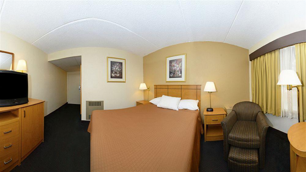 Americas Best Value Inn And Suites St. Cloud Saint Cloud Zewnętrze zdjęcie